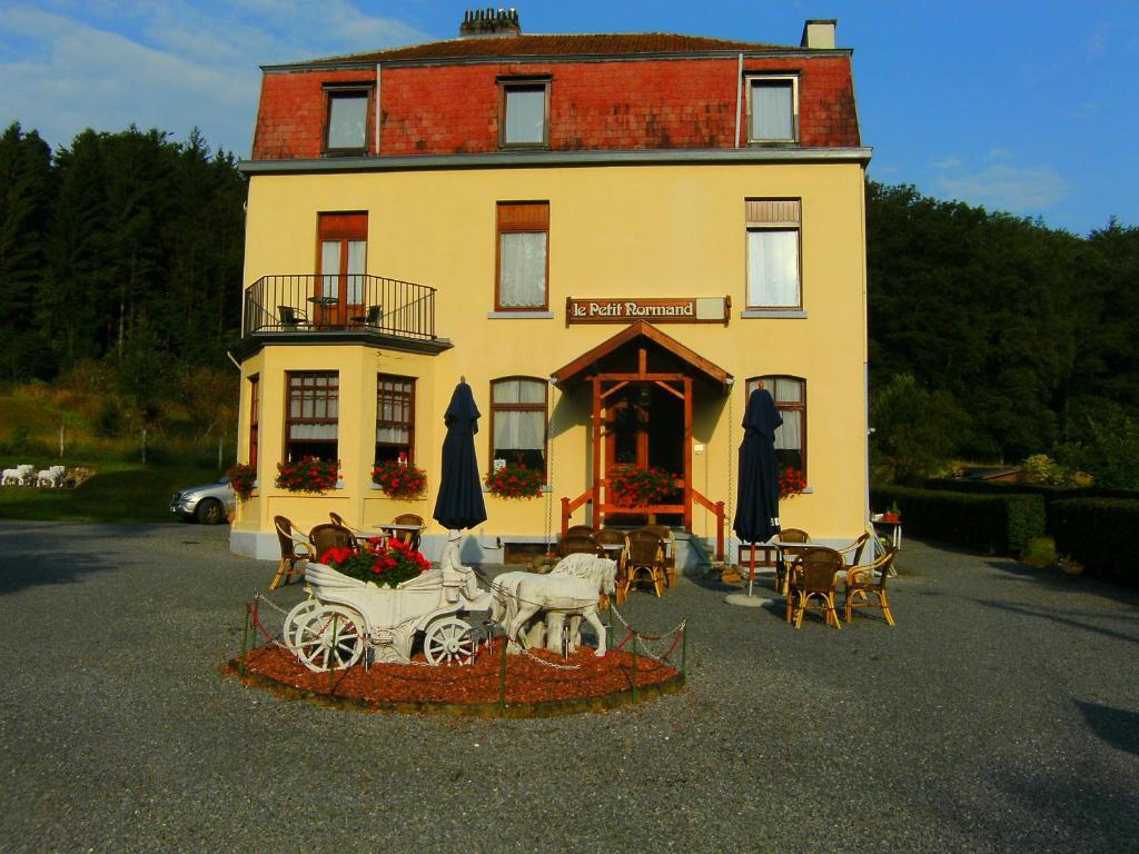 جالهاي B&B Le Petit Normand المظهر الخارجي الصورة